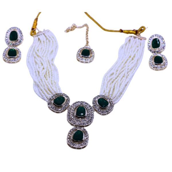 Emerald Green Kundan Choker Set with Pearl Beads
