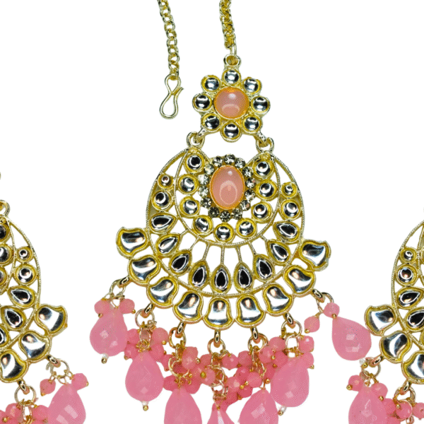 Baby Pink Kundan Maang-Tika & Chandbali Earrings Set - Image 2