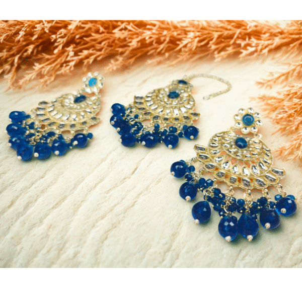 Royal Blue Kundan Maang-Tika & Chandbali Earrings Set - Image 5