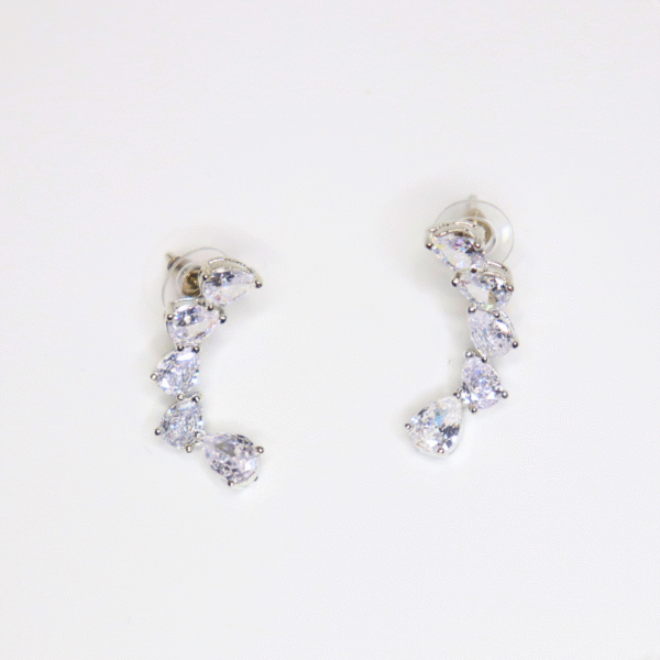 Silver-Plated Sparkling American Diamond Drop Necklace Set - Image 4