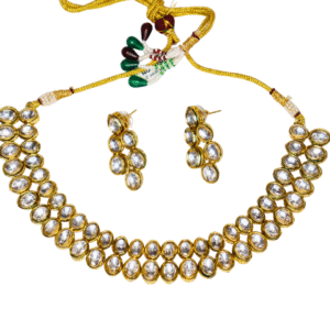 Gold Toned Oval design Kundan Necklace Set